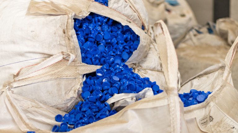 Linhambiente - Recepção e Recolha de Tampinhas de Plástico