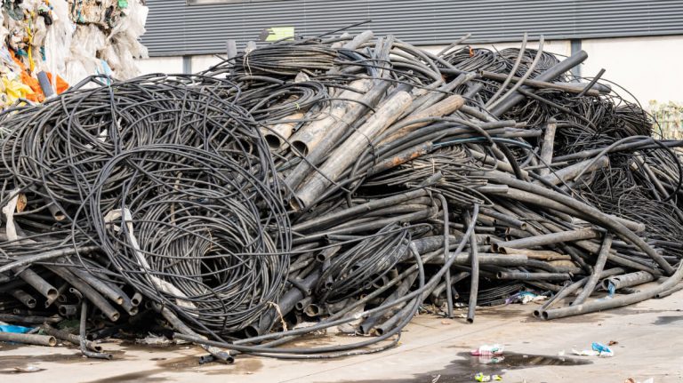Mangueiras de Rega para Gestão de Resíduos Agrícolas na Linhambiente